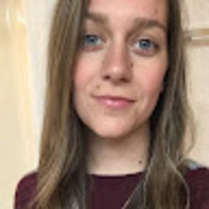 Meet your Posher, Caitlin